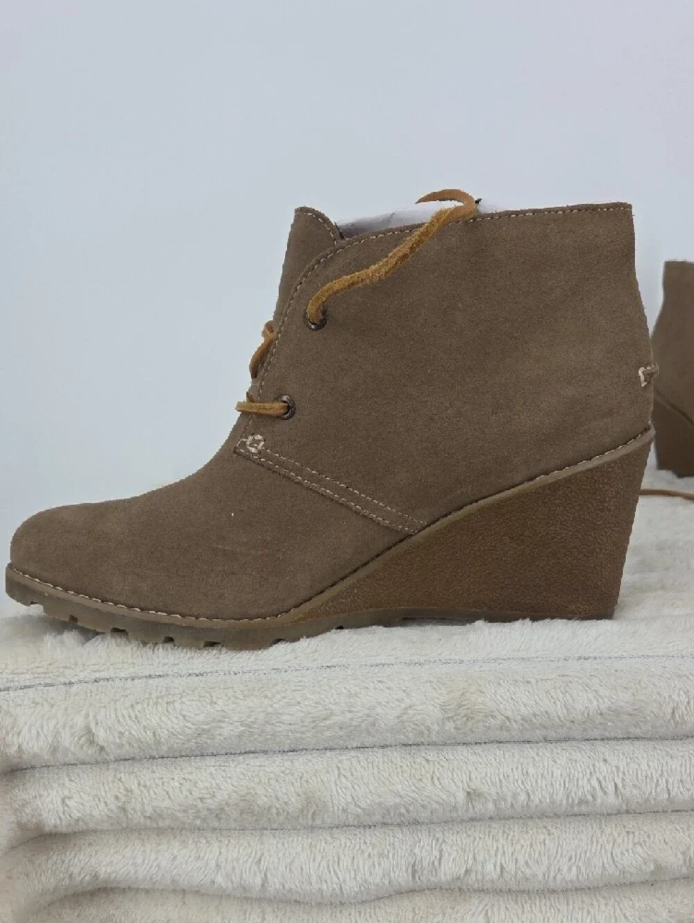 Sperry Brown Taupe Suede Wedge Lace-Up Ankle Boots